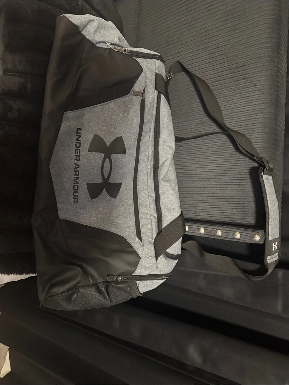 Under Armour Gray and Black Men’s Duffel Gym Bag